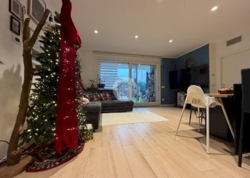 Three-room apartment Via Martiri Delle Foibe, Cambiago - photo 4