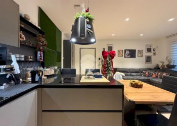 Three-room apartment Via Martiri Delle Foibe, Cambiago - photo 10