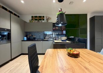 Three-room apartment Via Martiri Delle Foibe, Cambiago - photo 11