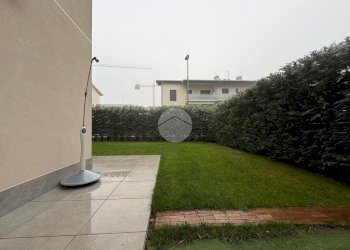 Three-room apartment Via Martiri Delle Foibe, Cambiago - photo 40