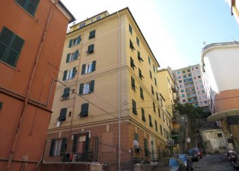 Three-room apartment Passo della Zebra, 8, Genova (neighborhood Marassi) - photo 1