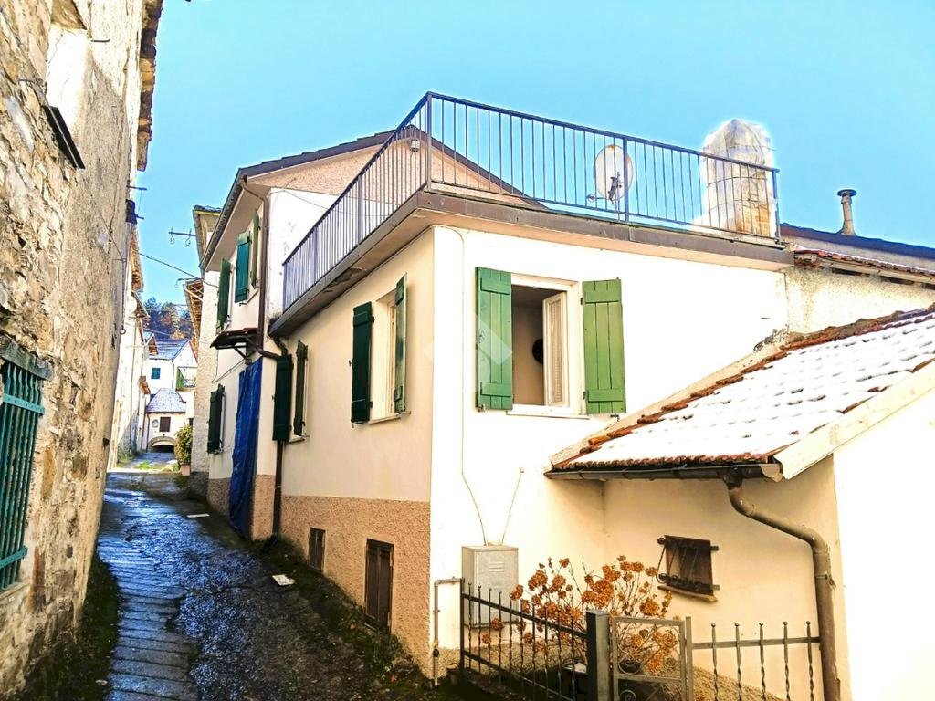 Casa semi indipendente Via Frazione, Carrega Ligure - foto 1