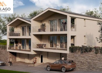 Foto 1 - Villa via dosso
 
30, Sale Marasino - foto 1