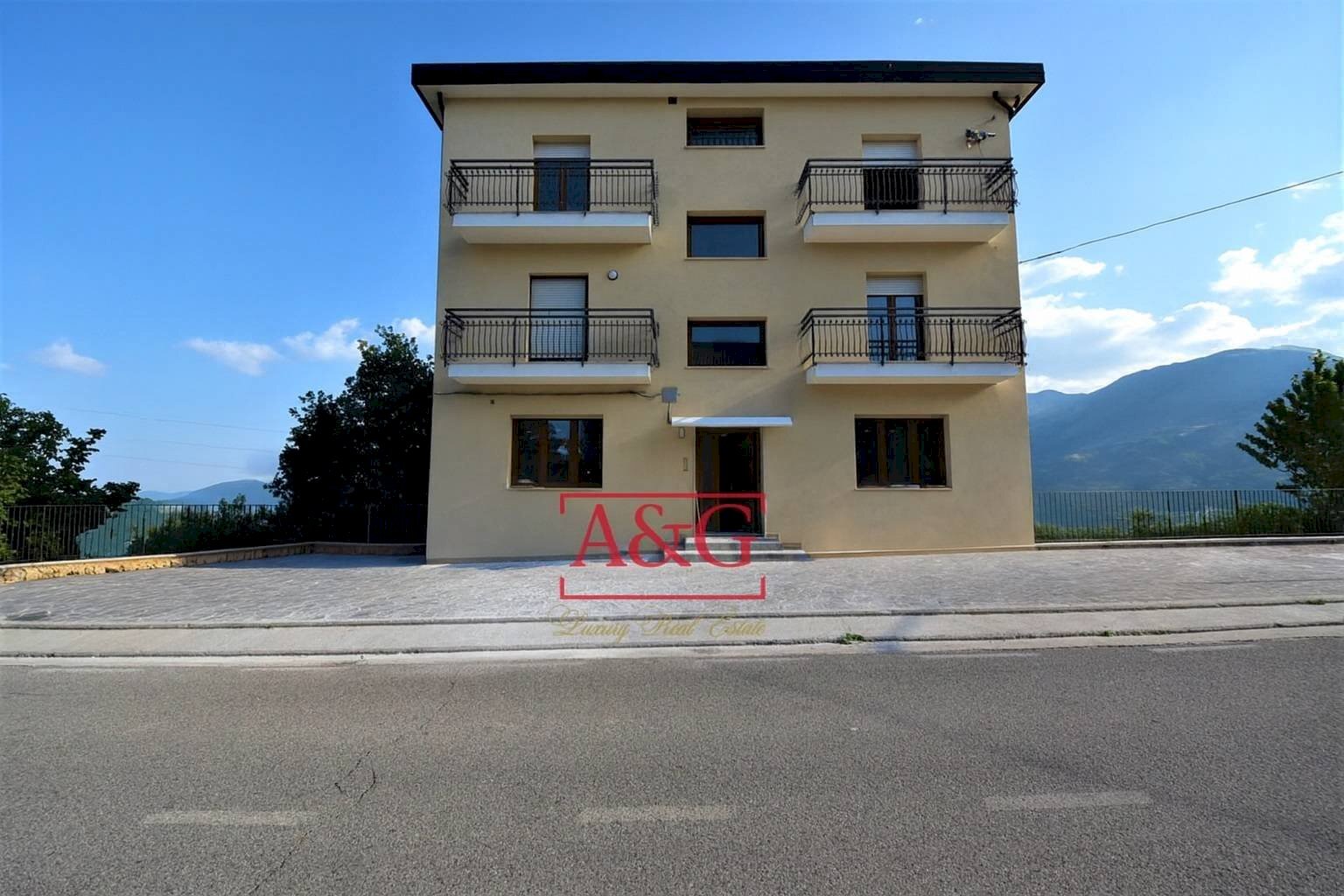 Foto 1 - Appartamento Viale Stradone
 
50, Montemonaco - foto 1