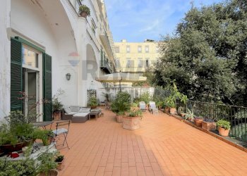 Terrazza - Appartamento Via Monte Di Dio
 
1/E, Napoli - foto 2