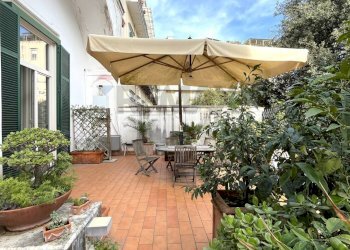 Terrazza - Appartamento Via Monte Di Dio
 
1/E, Napoli - foto 8