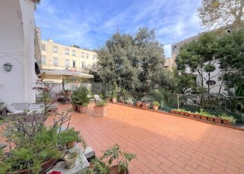 Terrazza - Appartamento Via Monte Di Dio
 
1/E, Napoli - foto 10