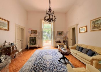 Soggiorno - Appartamento Via Monte Di Dio
 
1/E, Napoli - foto 15