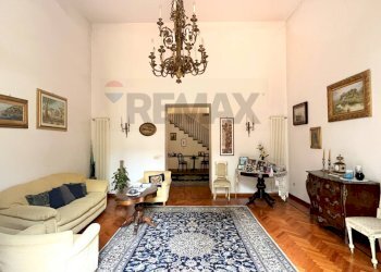 Soggiorno - Appartamento Via Monte Di Dio
 
1/E, Napoli - foto 17