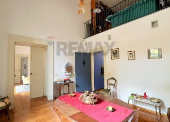 Sala da pranzo - Appartamento Via Monte Di Dio
 
1/E, Napoli - foto 22