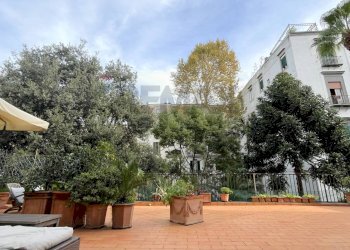 Terrazza - Appartamento Via Monte Di Dio
 
1/E, Napoli - foto 27