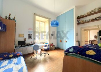 Camera / camera da letto - Appartamento Via Monte Di Dio
 
1/E, Napoli - foto 31