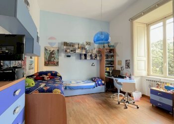Camera / camera da letto - Appartamento Via Monte Di Dio
 
1/E, Napoli - foto 32