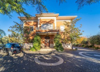Casa all\'aperto - Stabile - Palazzo Via Pietra Porzia, Frascati - foto 4