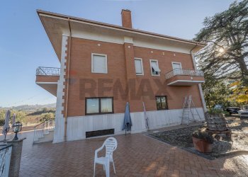 Casa all\'aperto - Stabile - Palazzo Via Pietra Porzia, Frascati - foto 6