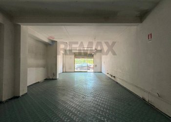 Stanza vuota - Shop Via Gioacchino Rossini
 
10, Jesi - photo 5