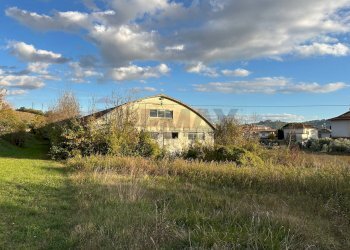 Casa all\'aperto - Capannone Via Ceccacci
 
76, Maiolati Spontini - foto 8