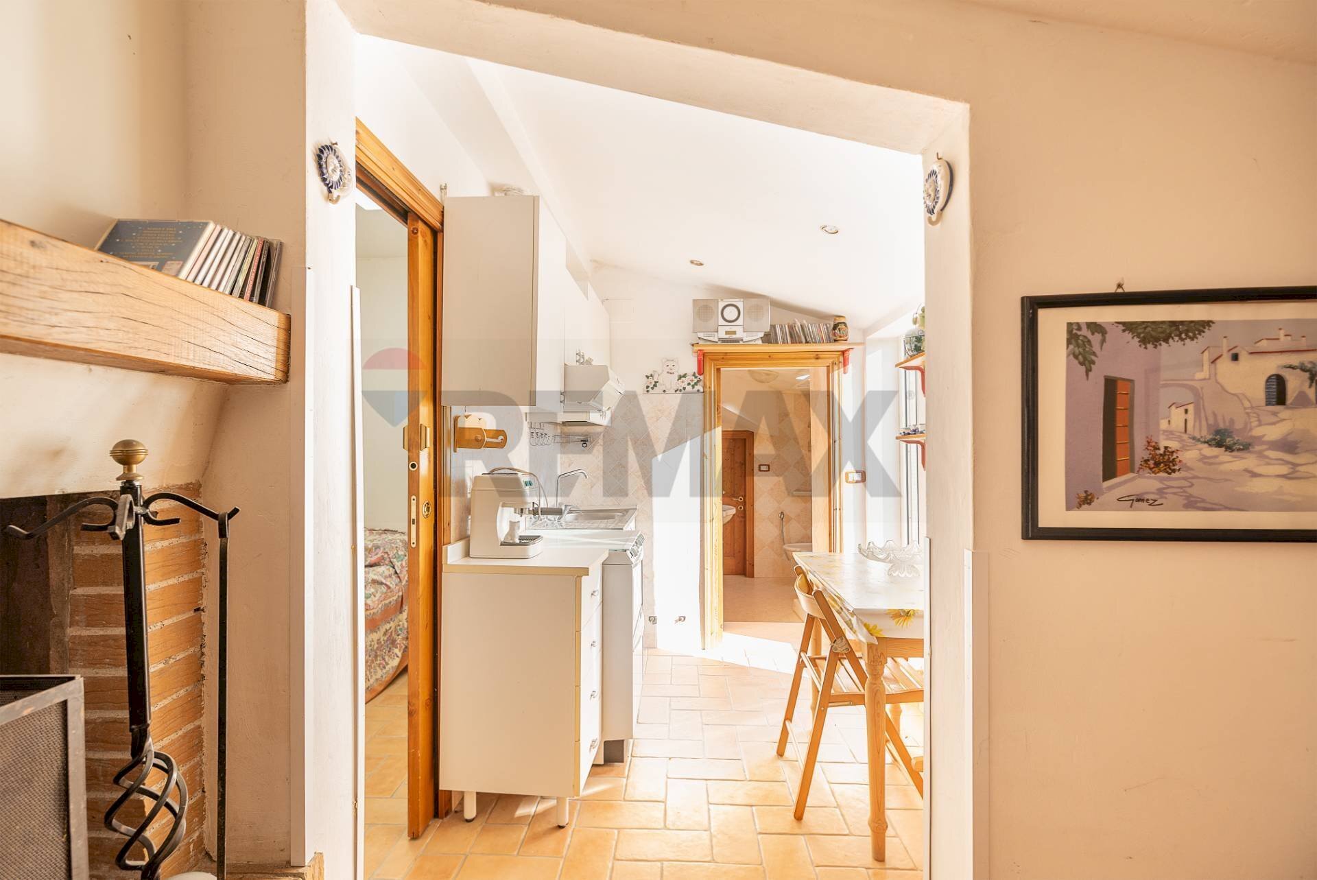 Hall / corridoio - Bilocale Via Roma
 
262, Rosora - foto 1