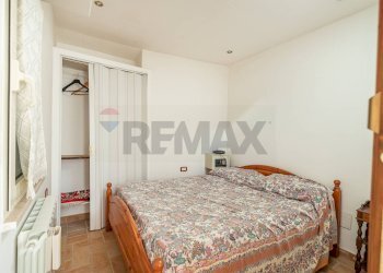 Camera / camera da letto - Bilocale Via Roma
 
262, Rosora - foto 13