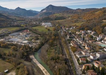 Vista delle montagne - Bilocale Via Roma
 
262, Rosora - foto 26