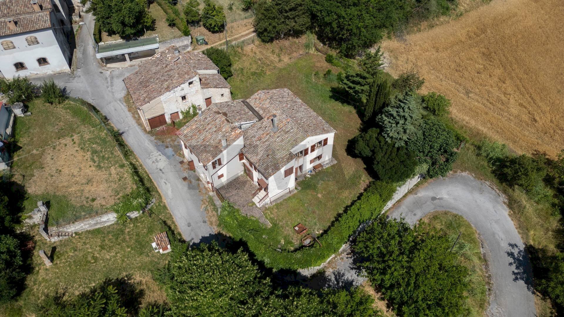 Casa all\'aperto - Independent house Frazione Capolavilla
1/5, Genga - photo 2