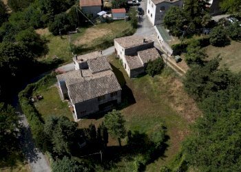 Posizione della mappa - Independent house Frazione Capolavilla
 
1/5, Genga - photo 3