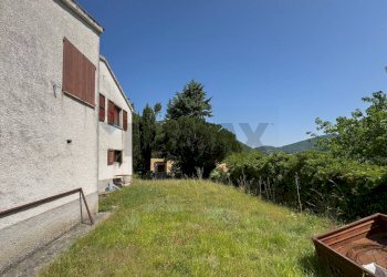 Giardino - Independent house Frazione Capolavilla
 
1/5, Genga - photo 9