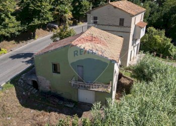 Casa all\'aperto - Independent house Via Clementina Macine
 
11, Castelplanio - photo 2