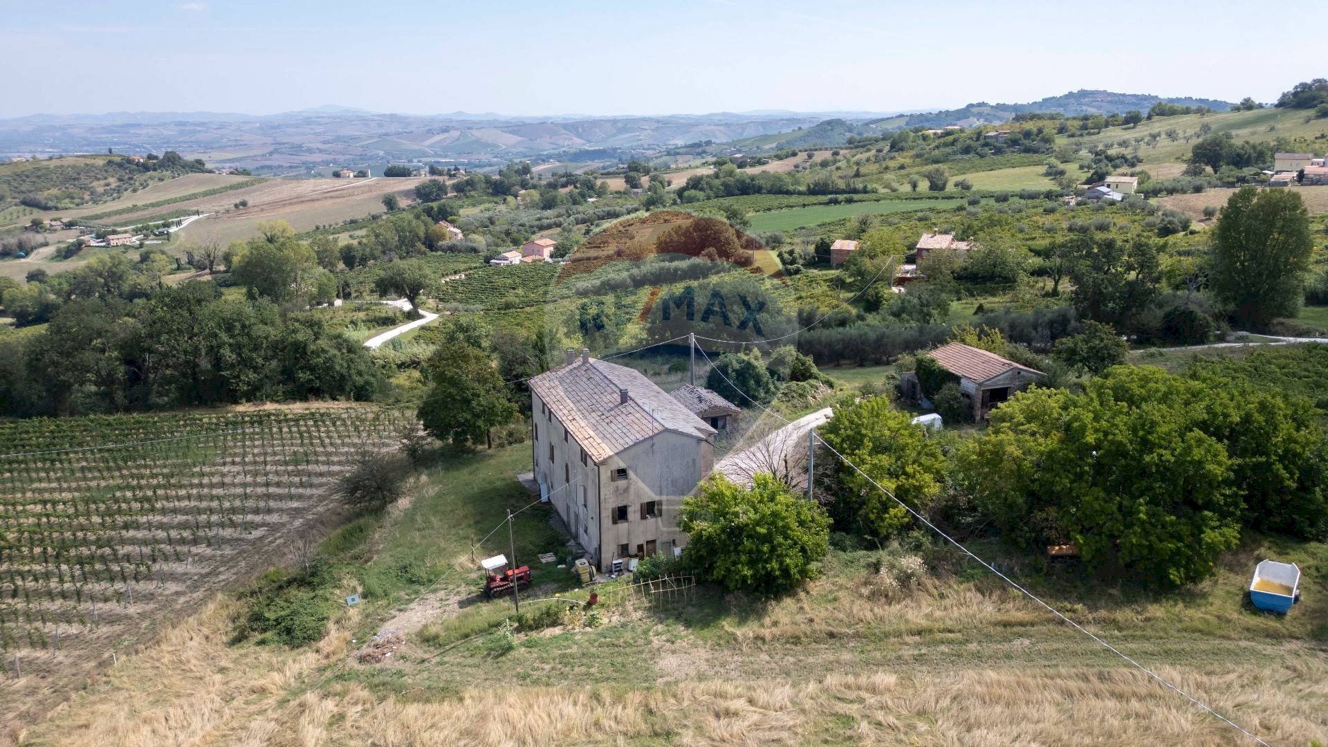 Vista delle montagne - Casa semi indipendente Via Pietrone
13, Cupramontana - foto 3