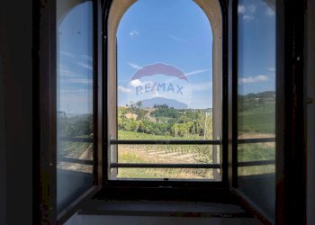 Vista delle montagne - Casa semi indipendente Via Pietrone
 
13, Cupramontana - foto 9