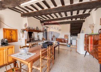 Sala da pranzo - Casa semi indipendente Contrada Villanova
 
3, Apiro - foto 7