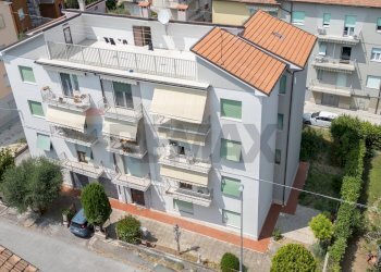 Edificio all\'aperto - Appartamento Via Gentile da Fabriano
 
7, Jesi - foto 1