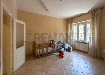 Camera / camera da letto - Appartamento Via Gentile da Fabriano
 
7, Jesi - foto 5