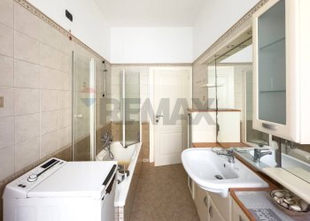 Bagno - Appartamento Via Gentile da Fabriano
 
7, Jesi - foto 12