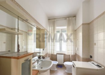 Bagno - Appartamento Via Gentile da Fabriano
 
7, Jesi - foto 13