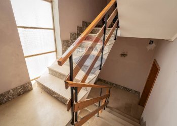 Scale - Appartamento Via Risorgimento
 
105, Santa Maria Nuova - foto 34