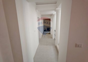 Hall / corridoio - Casa indipendente Castignano - foto 27