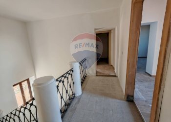 Hall / corridoio - Casa indipendente Castignano - foto 55