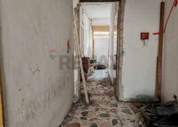 Hall / corridoio - Appartamento Floridia - foto 9