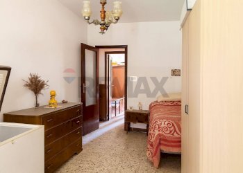 Hall / corridoio - Casa indipendente Via de napoli
 
1, Castiglione di Sicilia - foto 4