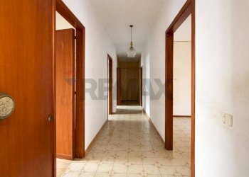 Hall / corridoio - Appartamento strada quattro
 
337, Riposto - foto 11