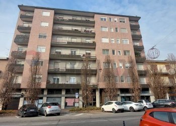 Edificio all\'aperto - Trilocale Via Allea comunale
 
17, Turbigo - foto 1