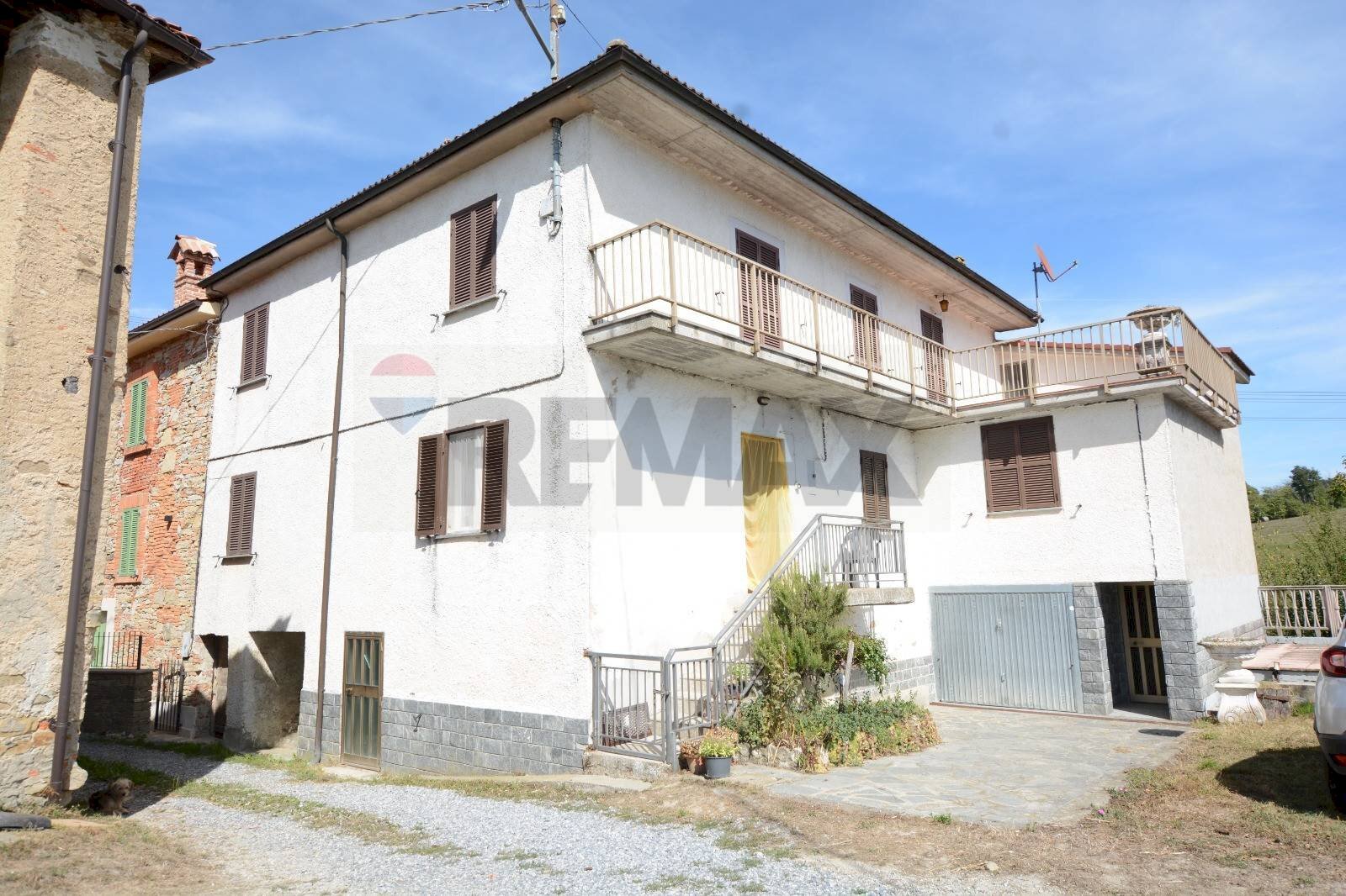 Casa all\'aperto - Casa semi indipendente Borgata Barbei
 
4, Camerana - foto 3