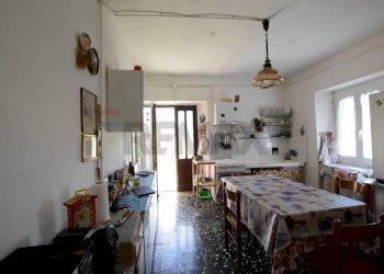 Cucina - Semi-detached house Borgata Barbei
 
4, Camerana - photo 19