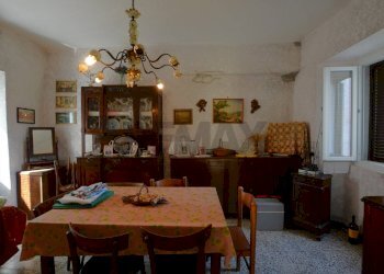 Sala da pranzo - Semi-detached house Borgata Barbei
 
4, Camerana - photo 28