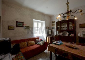 Sala da pranzo - Semi-detached house Borgata Barbei
 
4, Camerana - photo 33