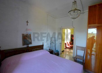 Camera / camera da letto - Semi-detached house Borgata Barbei
 
4, Camerana - photo 45