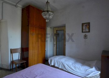 Camera / camera da letto - Semi-detached house Borgata Barbei
 
4, Camerana - photo 46