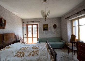 Camera / camera da letto - Semi-detached house Borgata Barbei
 
4, Camerana - photo 66