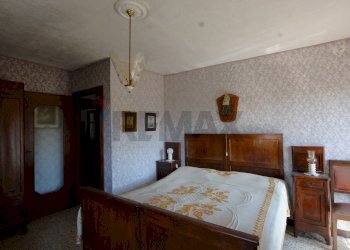 Camera / camera da letto - Semi-detached house Borgata Barbei
 
4, Camerana - photo 67